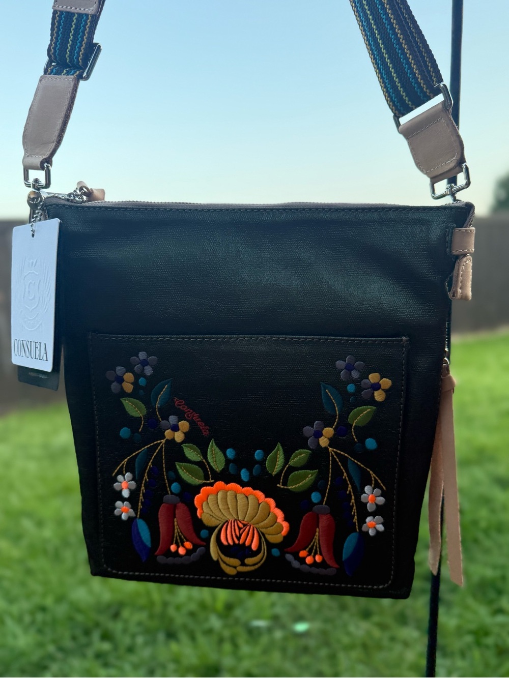 NWT Consuela Tour Crossbody Bag Olive Floral Embroidered Leather Trim - Picture 15 of 16